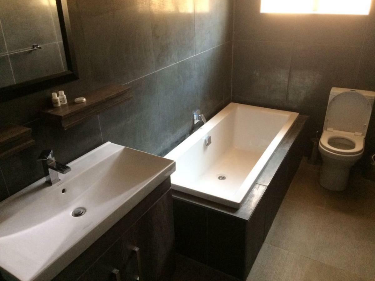 Goedehoop Guesthouse Zeerust ภายนอก รูปภาพ