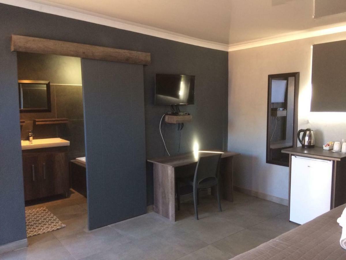 Goedehoop Guesthouse Zeerust ภายนอก รูปภาพ