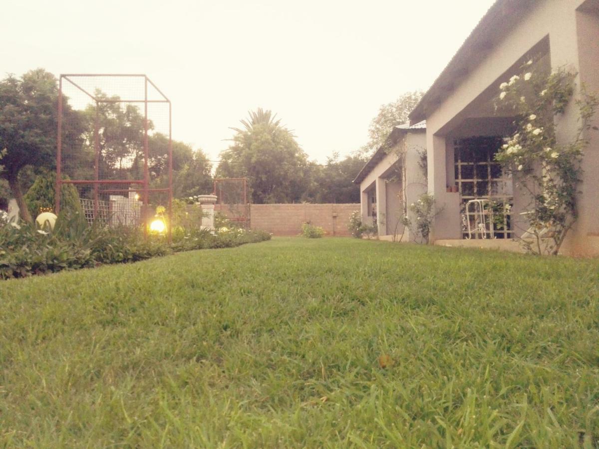 Goedehoop Guesthouse Zeerust ภายนอก รูปภาพ