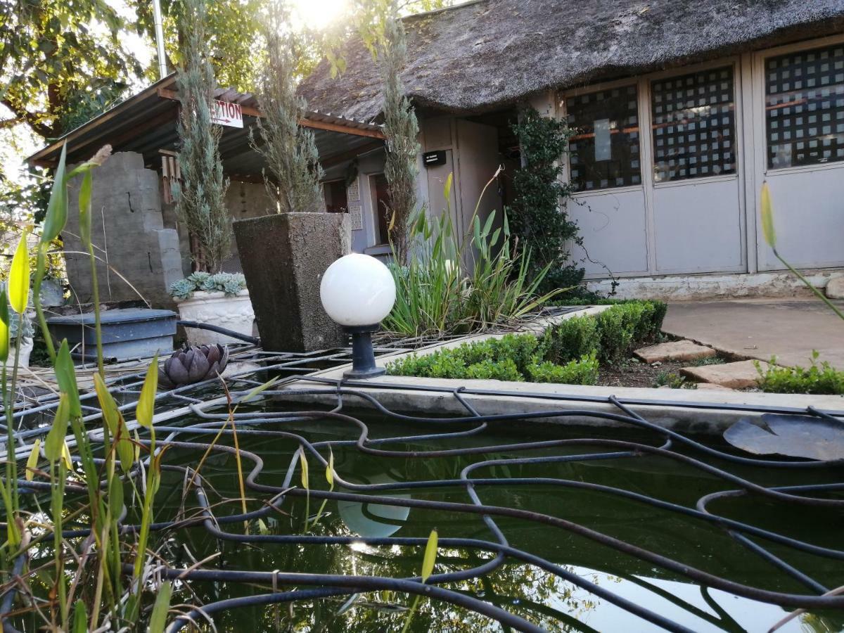 Goedehoop Guesthouse Zeerust ภายนอก รูปภาพ