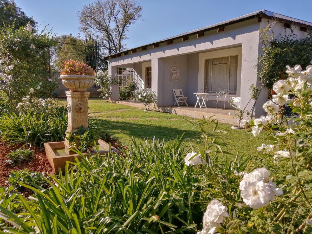 Goedehoop Guesthouse Zeerust ภายนอก รูปภาพ
